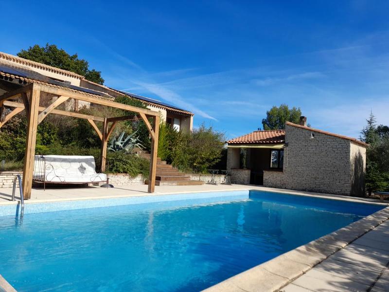 Maison - 165 m² - 6 pièces