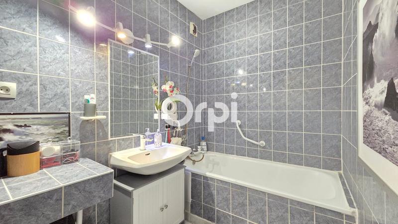 Appartement - 94 m² - 4 pièces
