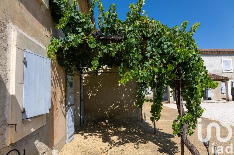 Maison - 980 m² - 5 pièces