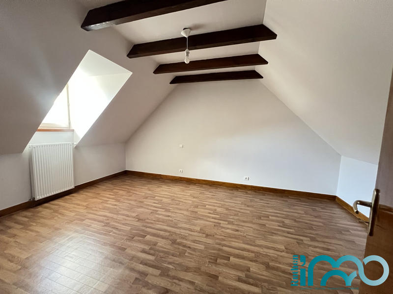 Maison - 95 m² - 5 pièces