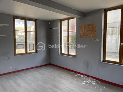 Maison de village - 80 m² - 4 pièces