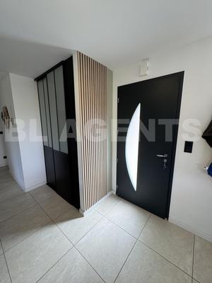 Maison contemporaine - 154 m² - 7 pièces