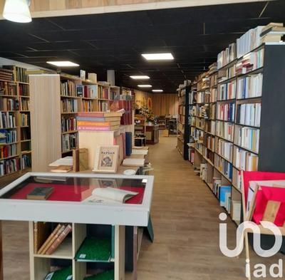 Maison de village - 454 m² - 11 pièces