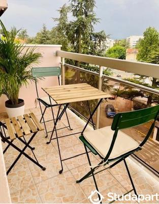 Chambre - 11 m² - 1 pièce