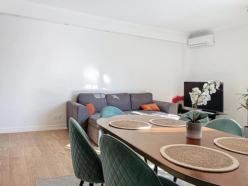 Appartement - 85 m² - 4 pièces