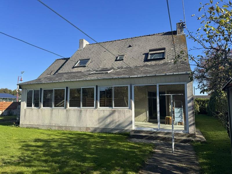 Maison - 104 m² - 5 pièces