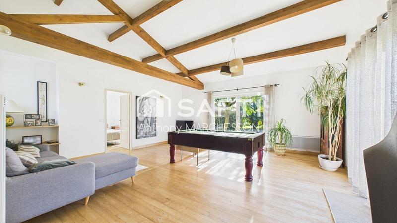 Maison - 157 m² - 6 pièces