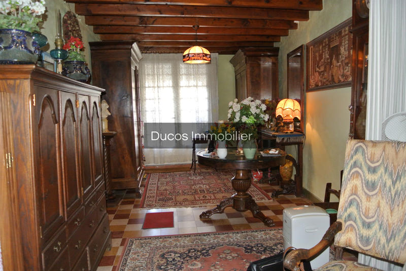 Maison - 210 m² - 9 pièces