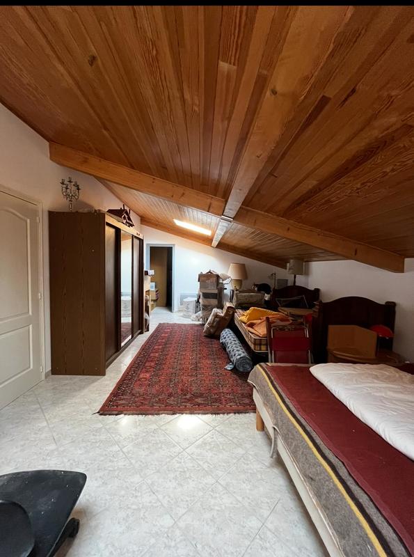 Demeure - 284 m² - 5 pièces