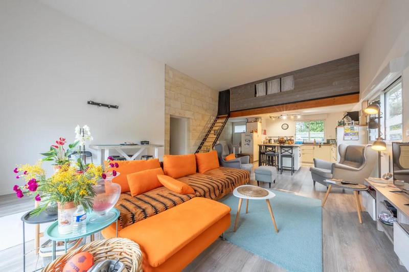 Maison - 162 m² - 6 pièces