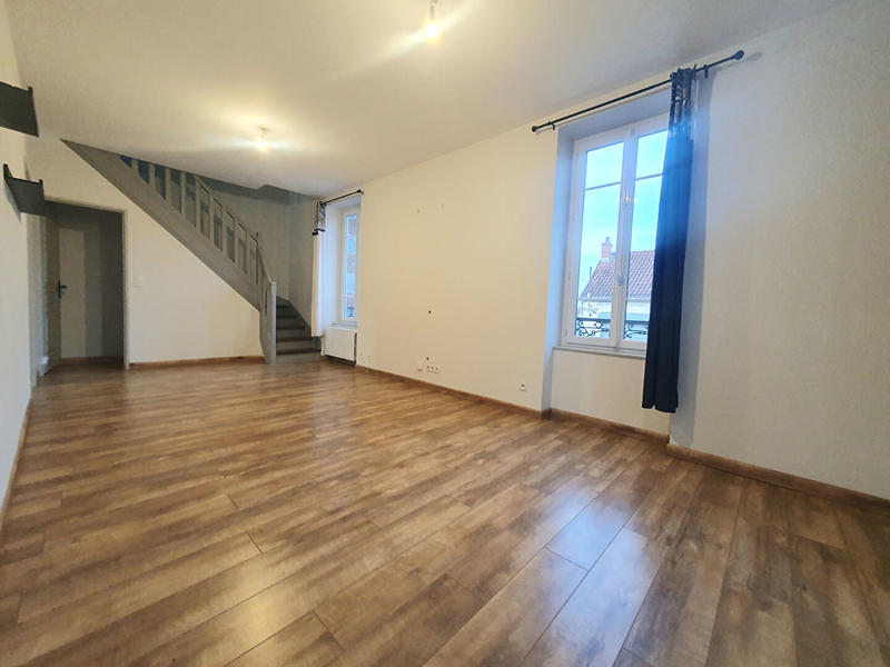 Maison - 93 m² - 4 pièces