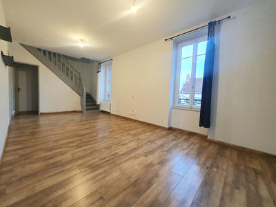 Maison - 93 m² - 4 pièces