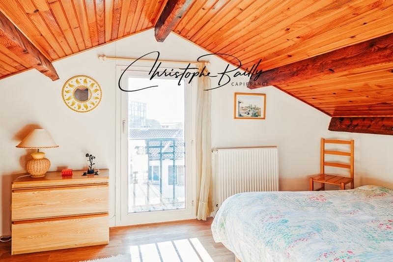 Maison traditionnelle - 101 m² - 6 pièces