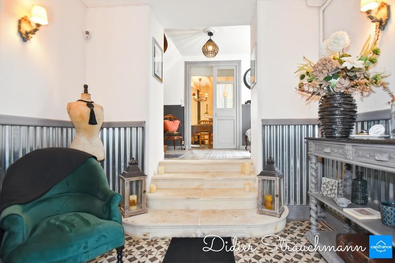 Maison - 322 m² - 8 pièces