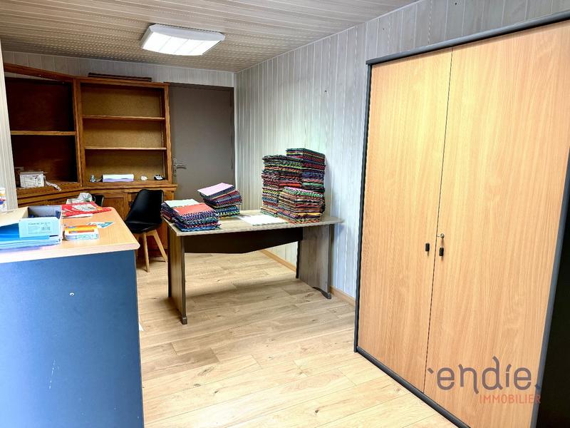 Immeuble de bureaux - 277 m² - 6 pièces