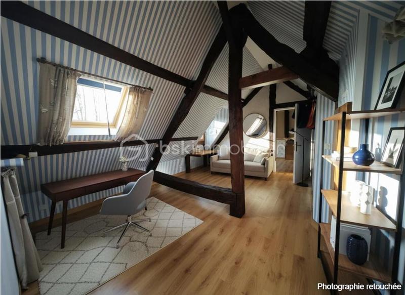 Maison en pierre - 161 m² - 9 pièces