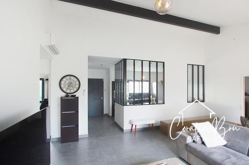 Maison - 108 m² - 5 pièces