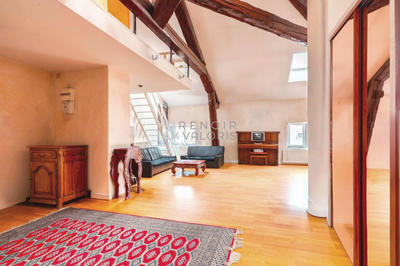 Appartement - 102 m² - 4 pièces