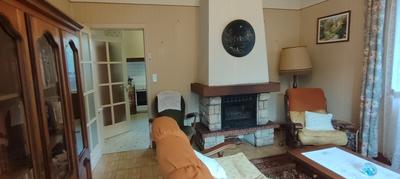 Maison - 90 m² - 7 pièces