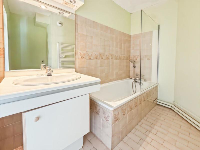 Appartement - 95 m² - 4 pièces