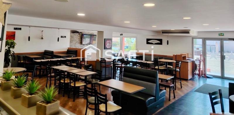 Local commercial - 231 m² - 3 pièces