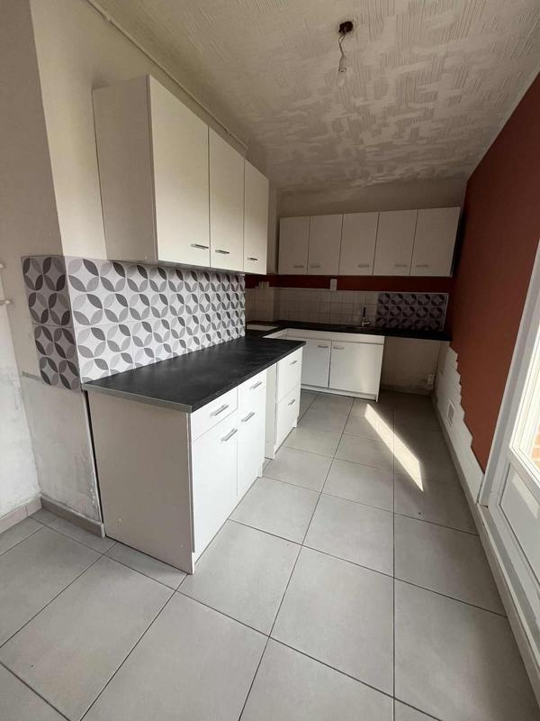 Appartement - 83 m² - 5 pièces