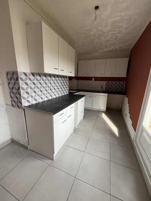 Appartement - 83 m² - 5 pièces