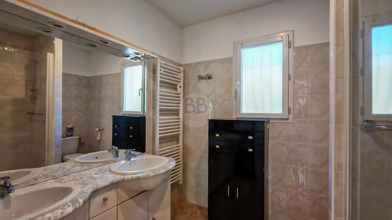 Maison - 163 m² - 6 pièces