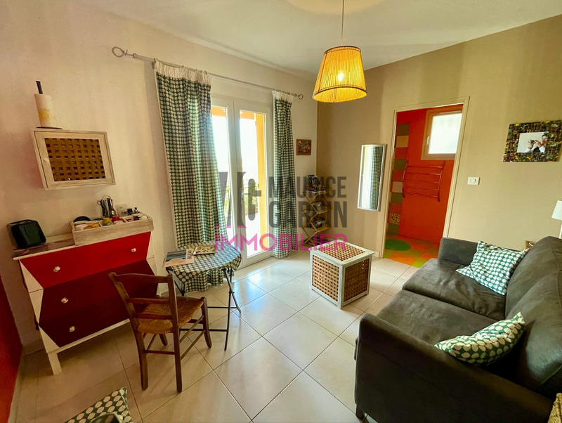 Maison contemporaine - 186 m² - 8 pièces