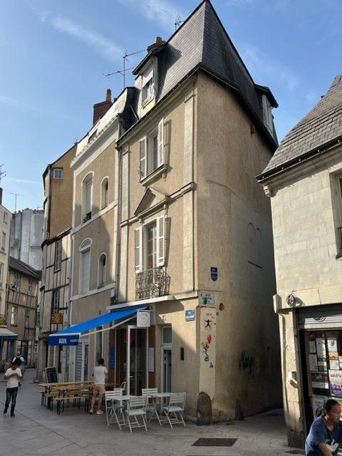 Maison ancienne - 117 m² - 8 pièces