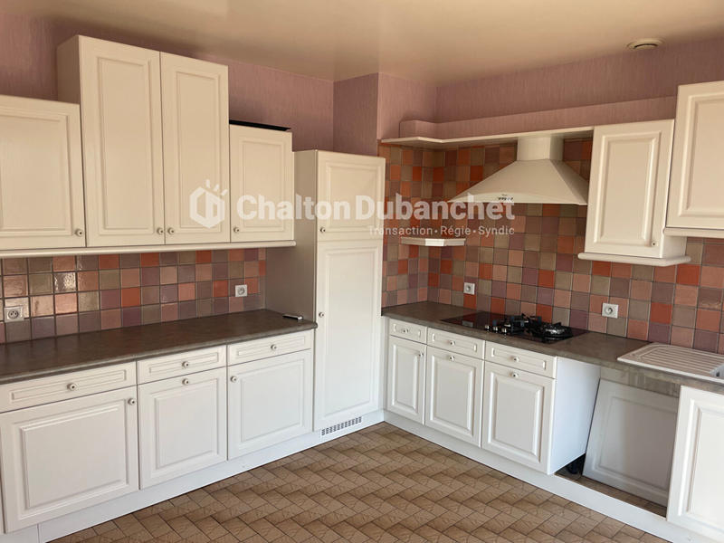 Maison - 147 m² - 5 pièces