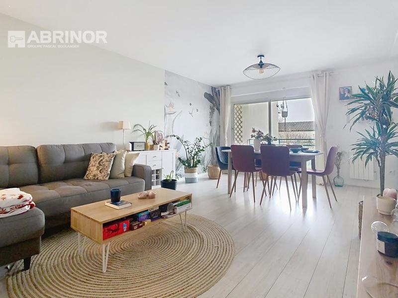 Appartement - 74 m² - 3 pièces