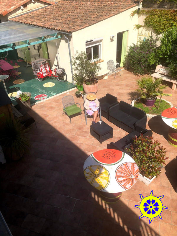 Maison - 400 m² - 9 pièces