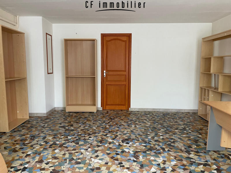 Maison - 196 m² - 8 pièces