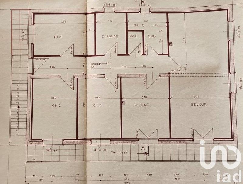 Maison - 99 m² - 7 pièces