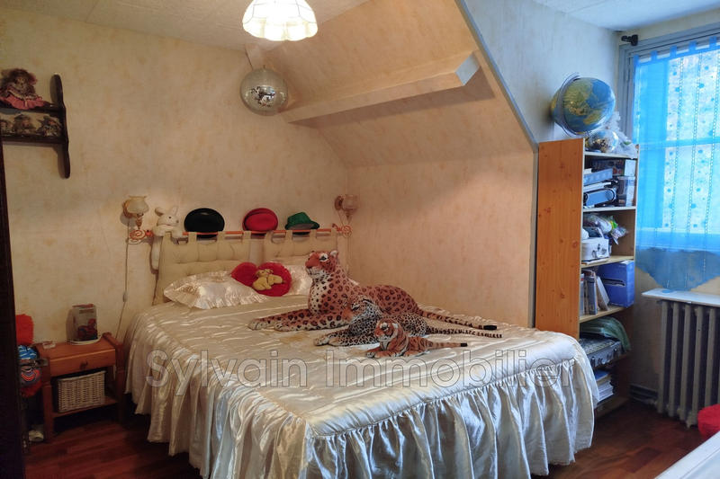 Maison - 111 m² - 4 pièces