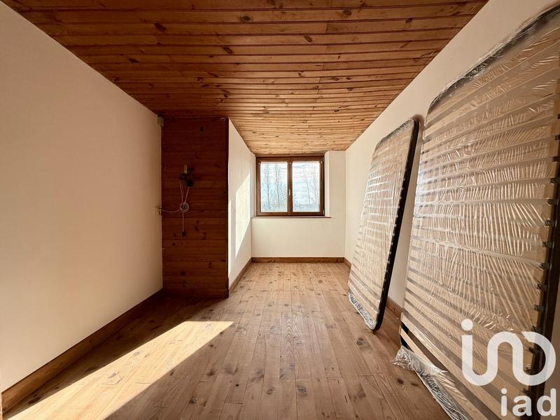 Maison - 121 m² - 6 pièces