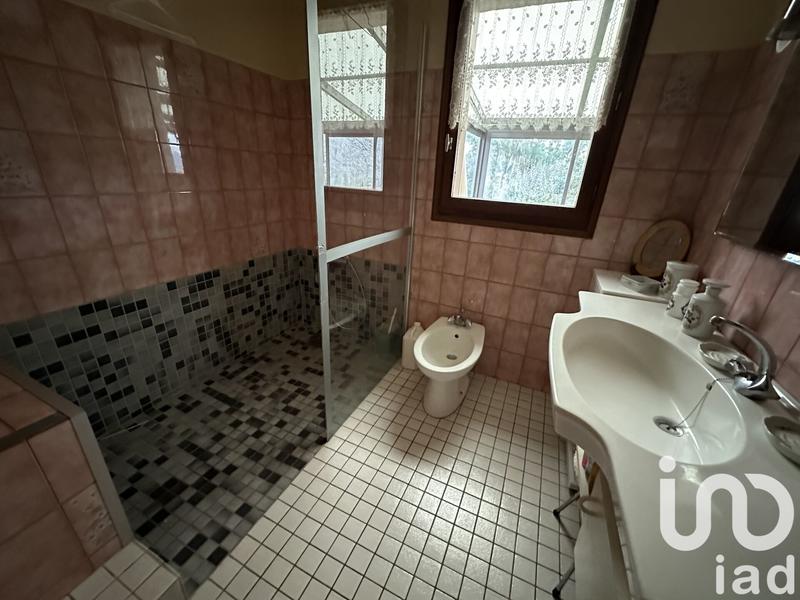 Maison - 140 m² - 7 pièces