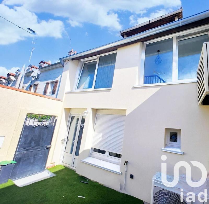 Maison - 77 m² - 4 pièces