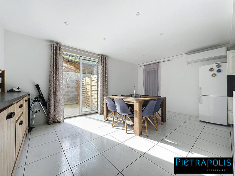 Maison - 148 m² - 7 pièces