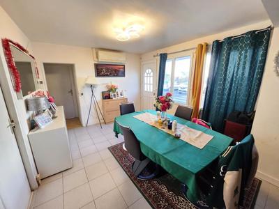 Maison de ville - 87 m² - 4 pièces