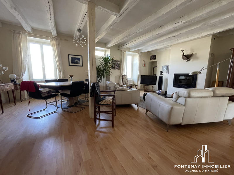 Maison ancienne - 182 m² - 7 pièces