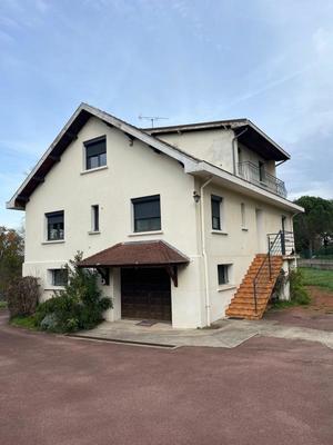 Maison - 161 m² - 6 pièces