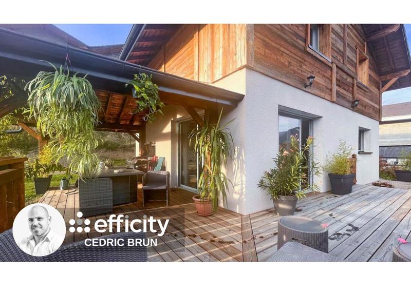 Maison - 96 m² - 4 pièces