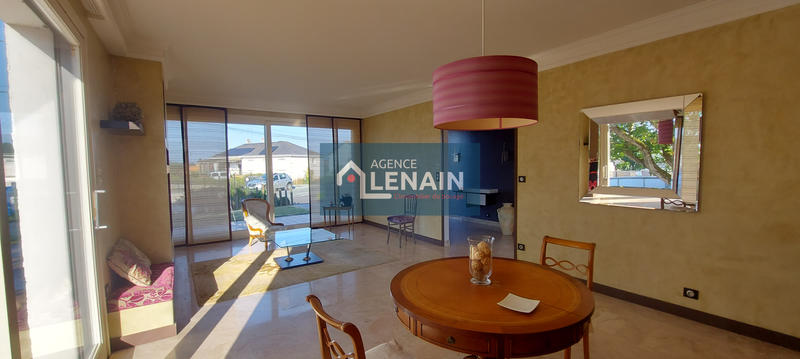 Maison - 162 m² - 9 pièces