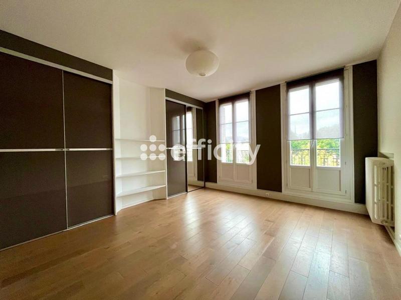 Appartement - 127 m² - 4 pièces