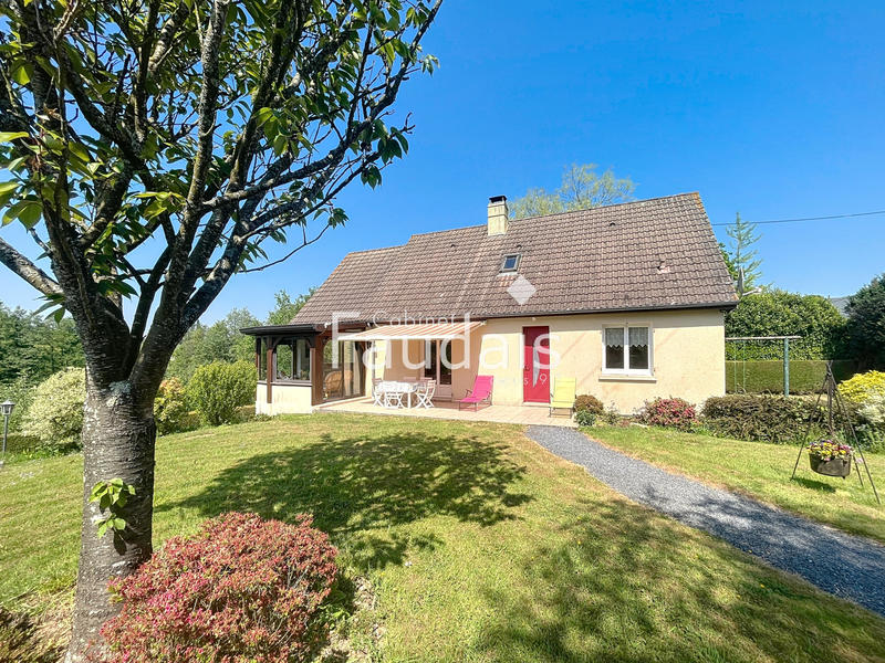 Maison - 151 m² - 6 pièces