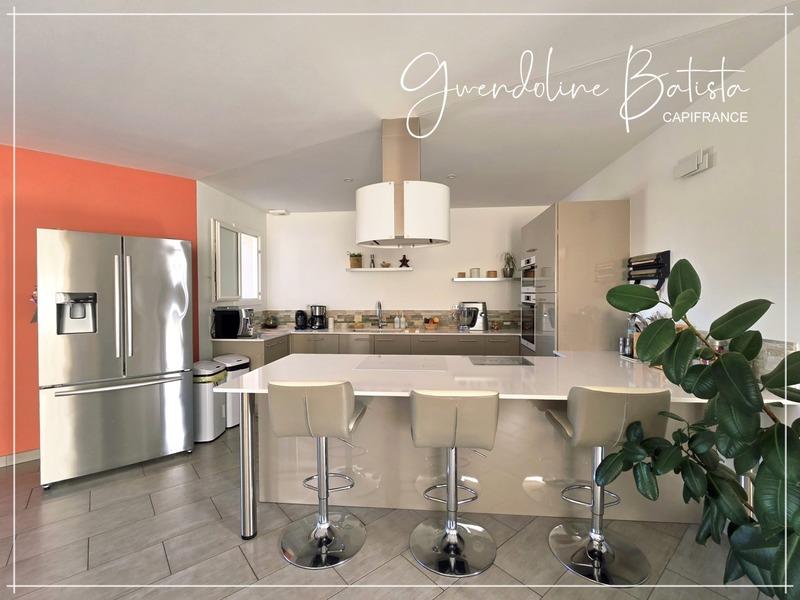 Maison - 175 m² - 7 pièces