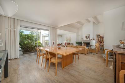 Maison - 182 m² - 5 pièces
