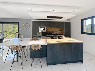 Maison - 149 m² - 4 pièces